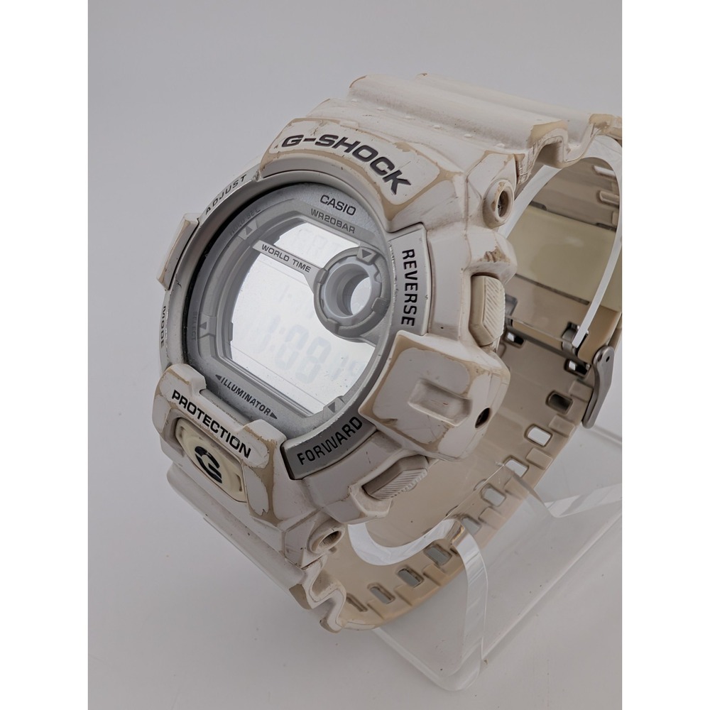 Casio G-Shock 3285 G-8900A Mens Watch 52mm White Digital World Time- New Battery - Picture 3 of 9